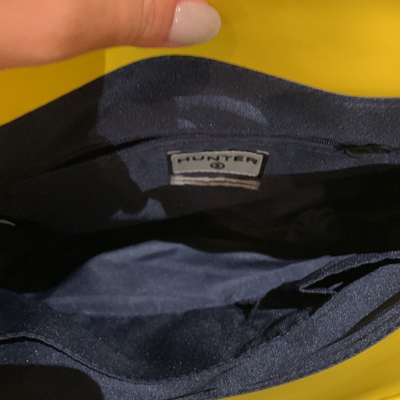 Hunter Medium Backpack - Picture 5 of 7